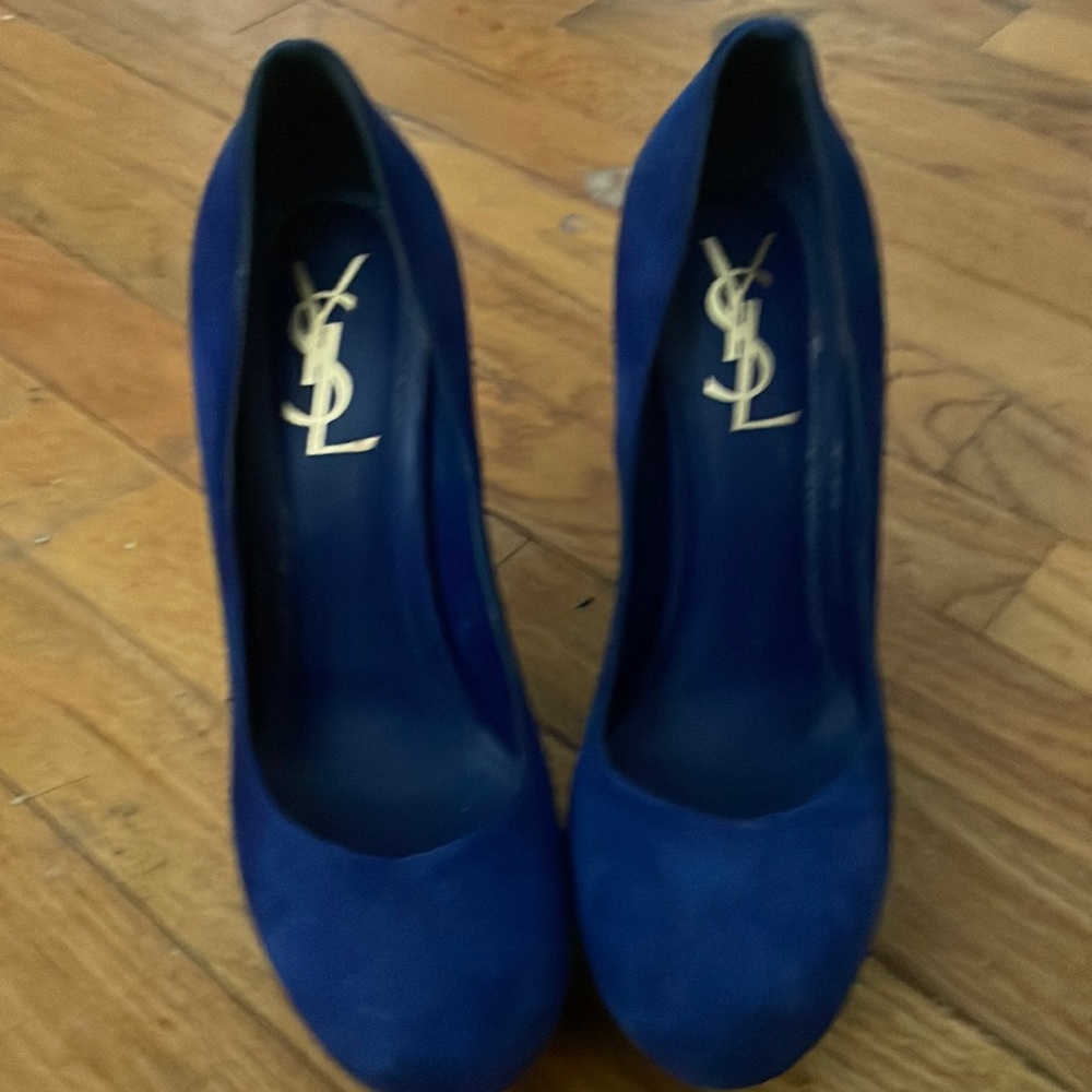Blue suede YSL pumps